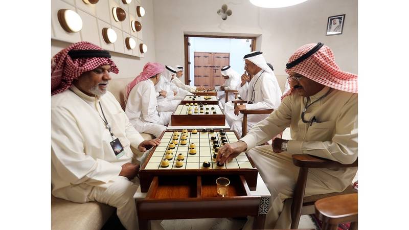 لعبة الداما بالكويت