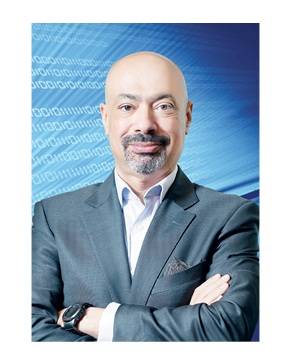 حاتم دويدار