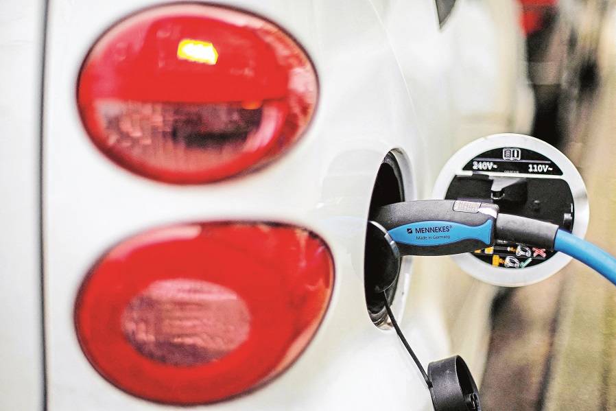 ثورة في السيارات الكهربائية