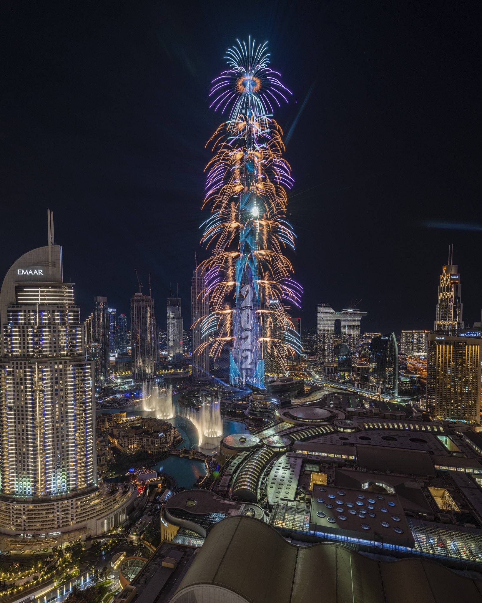 احتفالات الإمارات بالعام الجديد احتفالات الإمارات بالعام الجديد