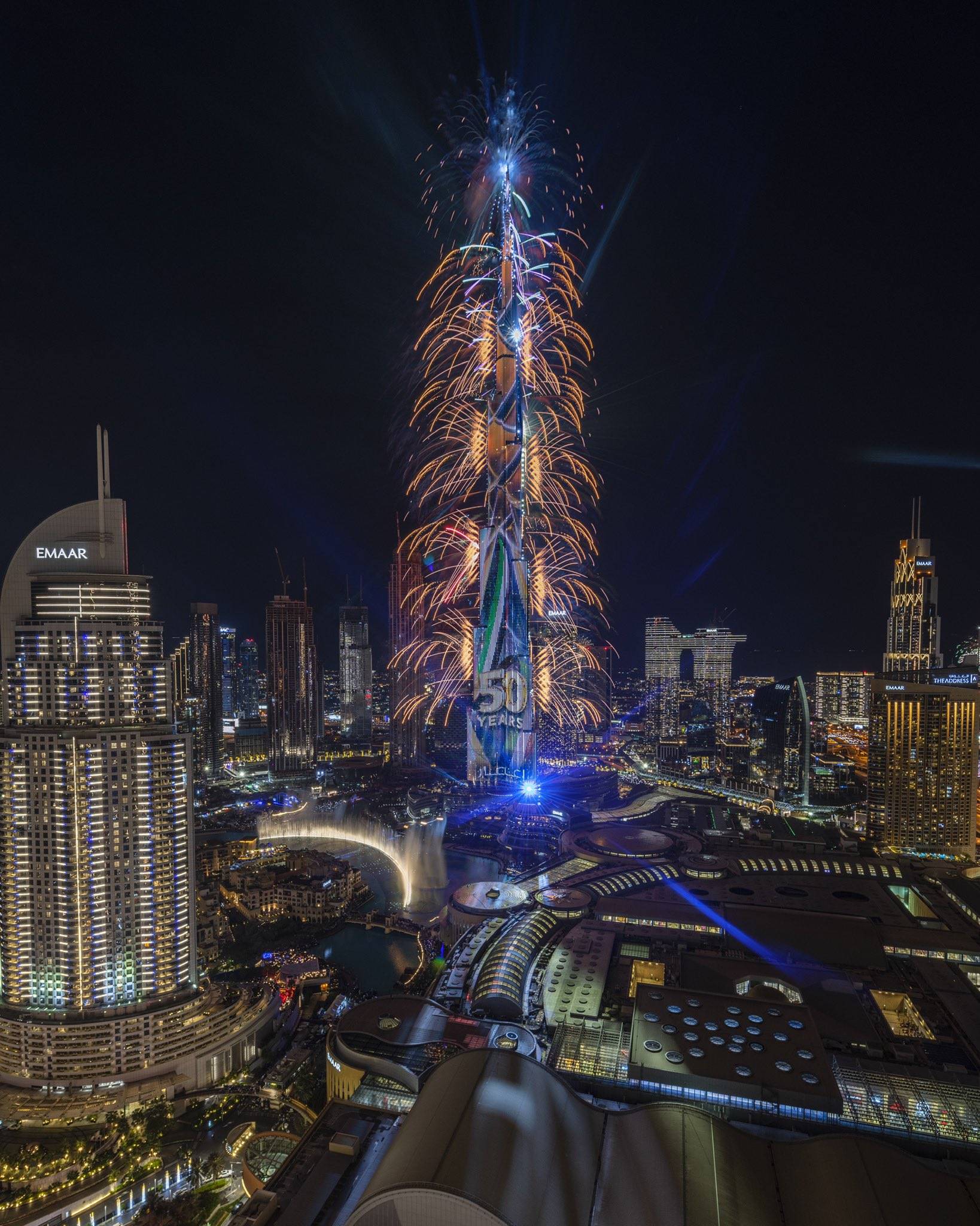 احتفالات الإمارات بالعام الجديد احتفالات الإمارات بالعام الجديد