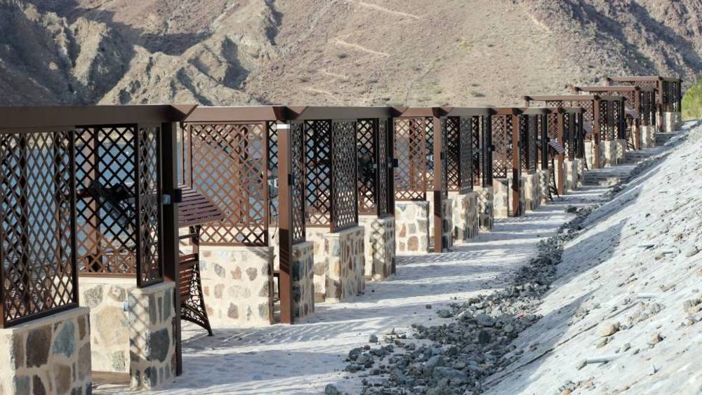 سد الرفيصة..استراحة بين جبال خورفكان