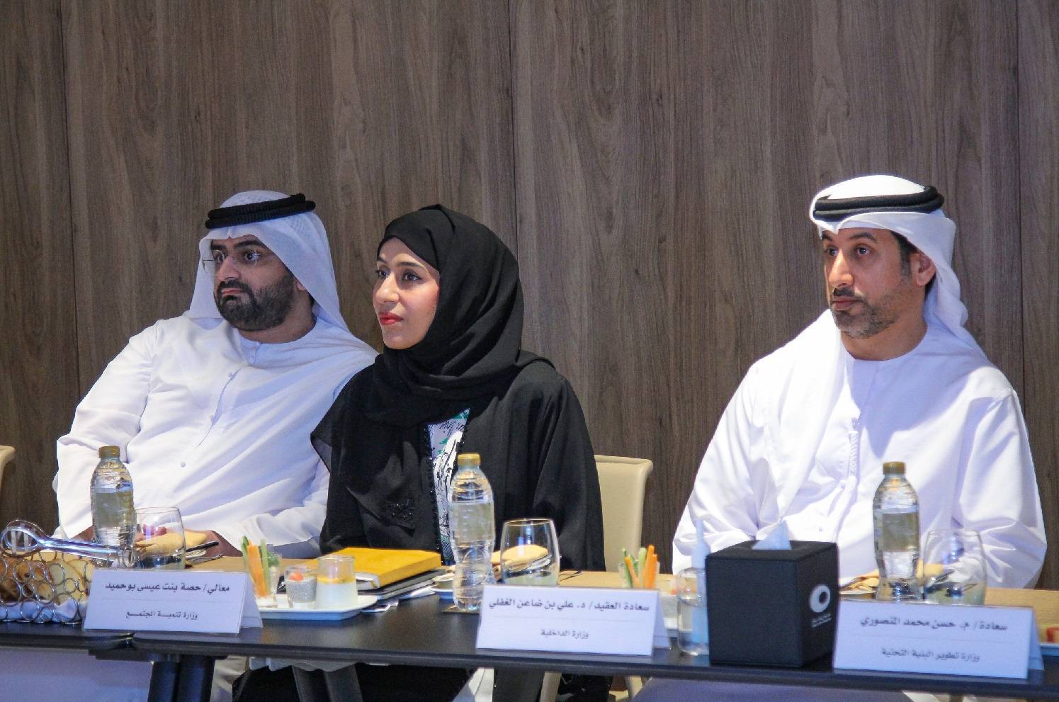 تحرص حكومة دولة الإمارات على خلق بيئة جديرة بمكانة الدولة عالمياً