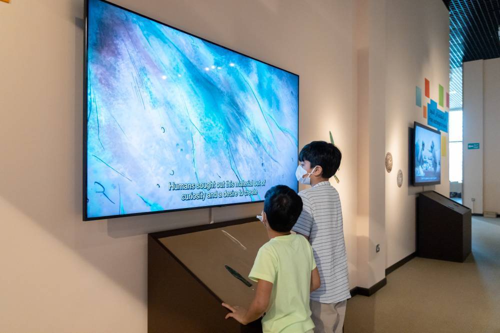 قاعة لعلم الآثار التفاعلي في الشارقة