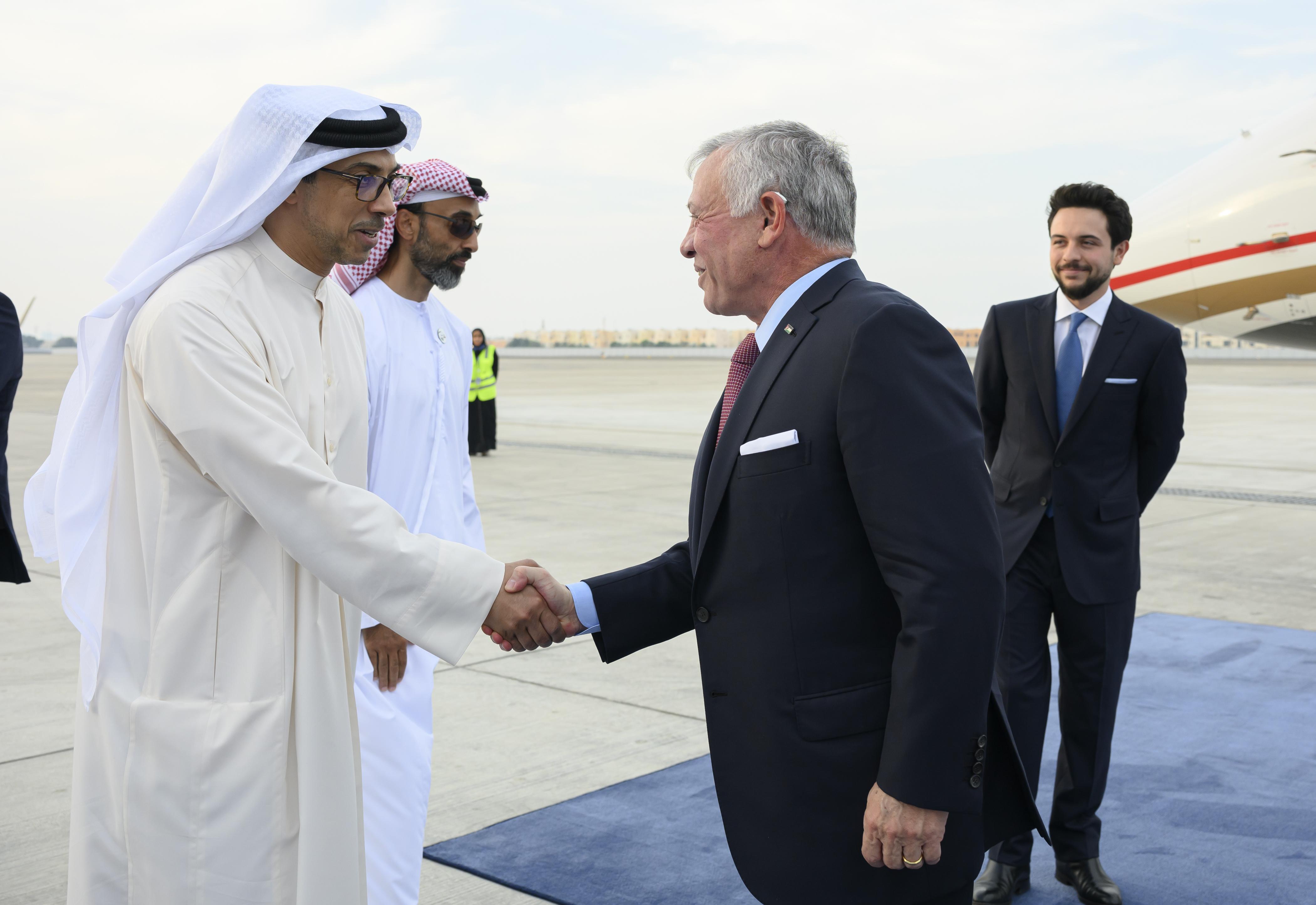 محمد بن زايد يبحث العلاقات الأخوية مع ملك الأردن | صحيفة الخليج