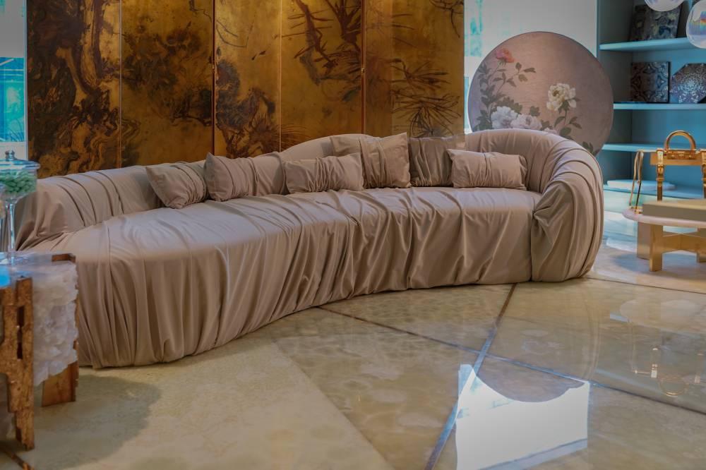 الفنان الإيطالي جو بريسانا يفتتح أول صالة لتصاميمه في دبي