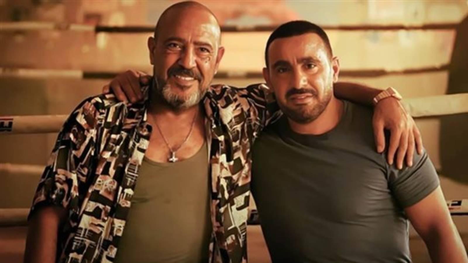 أشرف عبدالباقي وأحمد السقا في مشهد من "جولة أخيرة"