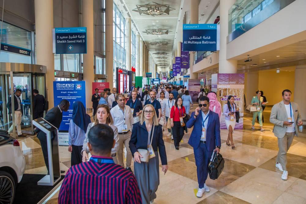 صور منوعة من سوق السفر العربي (( محمد شعلان ))