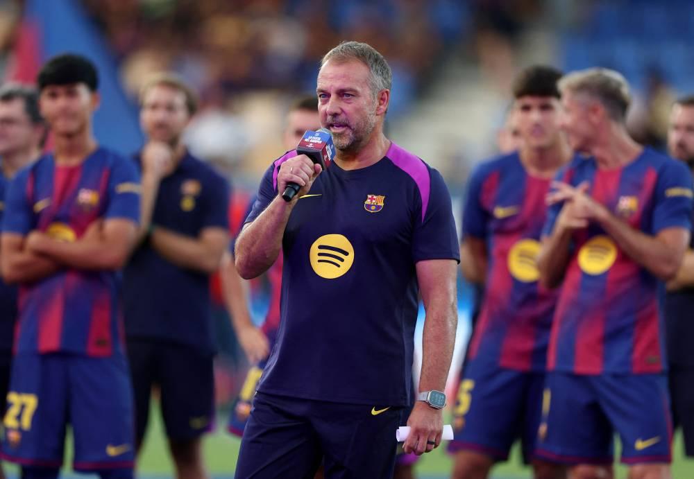 فليك يتحدث للمشجعين بعد حصد كأس خوان غامبر