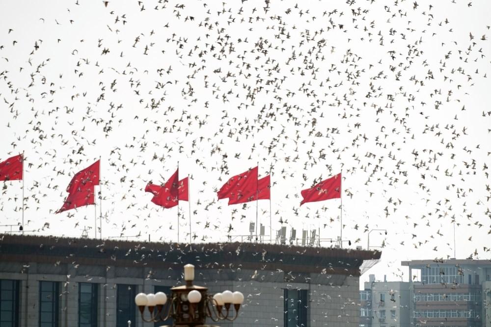 عرض عسكري تاريخي للصين يلفت أنظار العالم