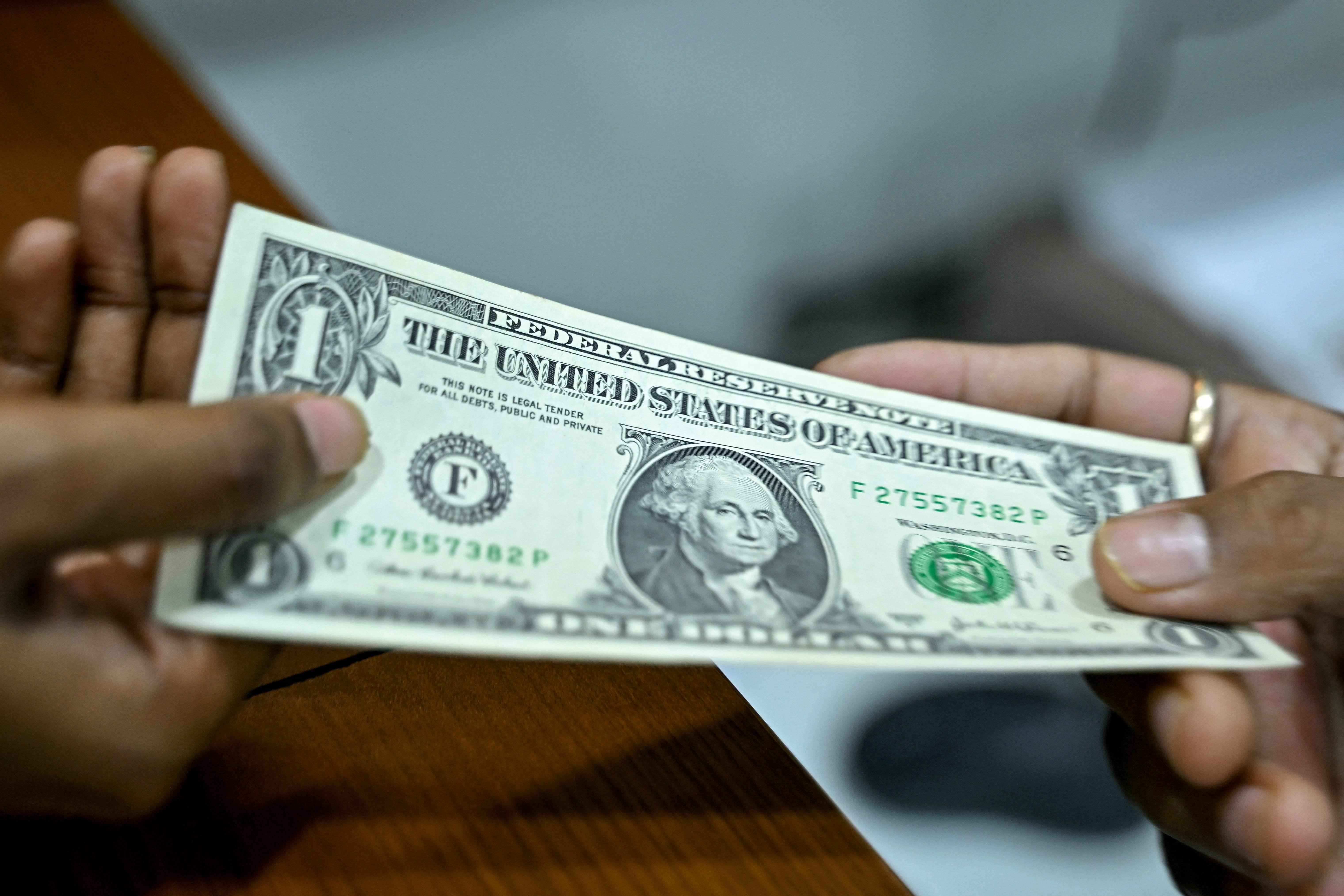 الدولار الأمريكي