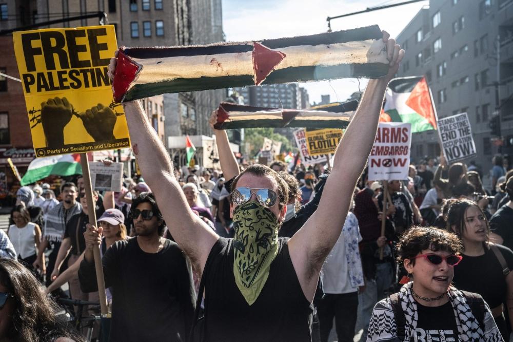 من تظاهرة دعم فلسطين في نيويورك 4 أكتوبر 2025 (أ.ف.ب)
