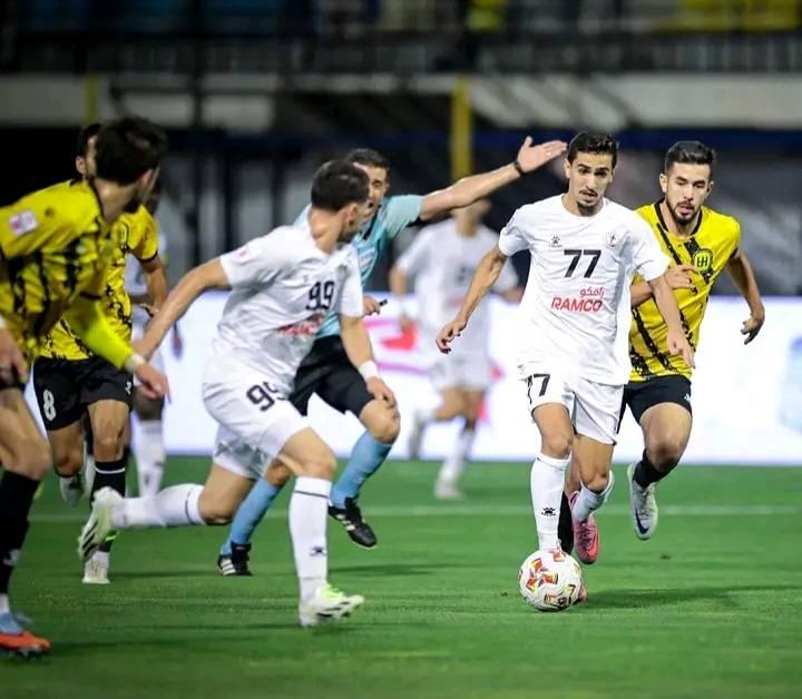 من مباراة الحسين إربد والرمثا في الذهاب