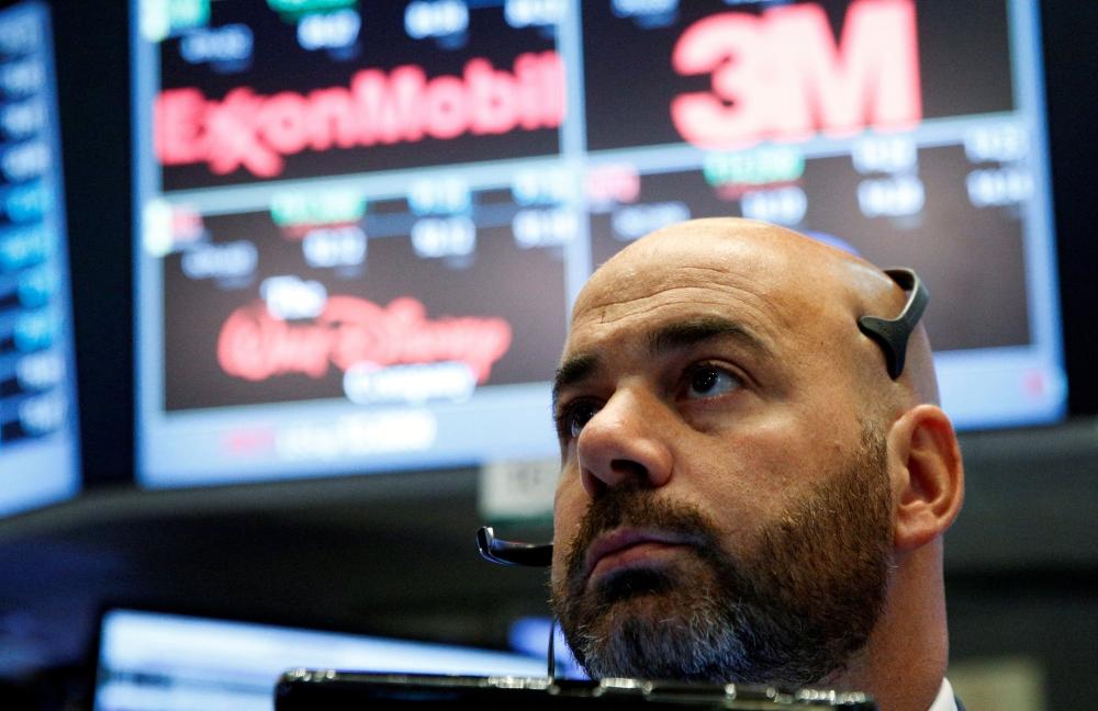 متعامل في بورصة نيويورك