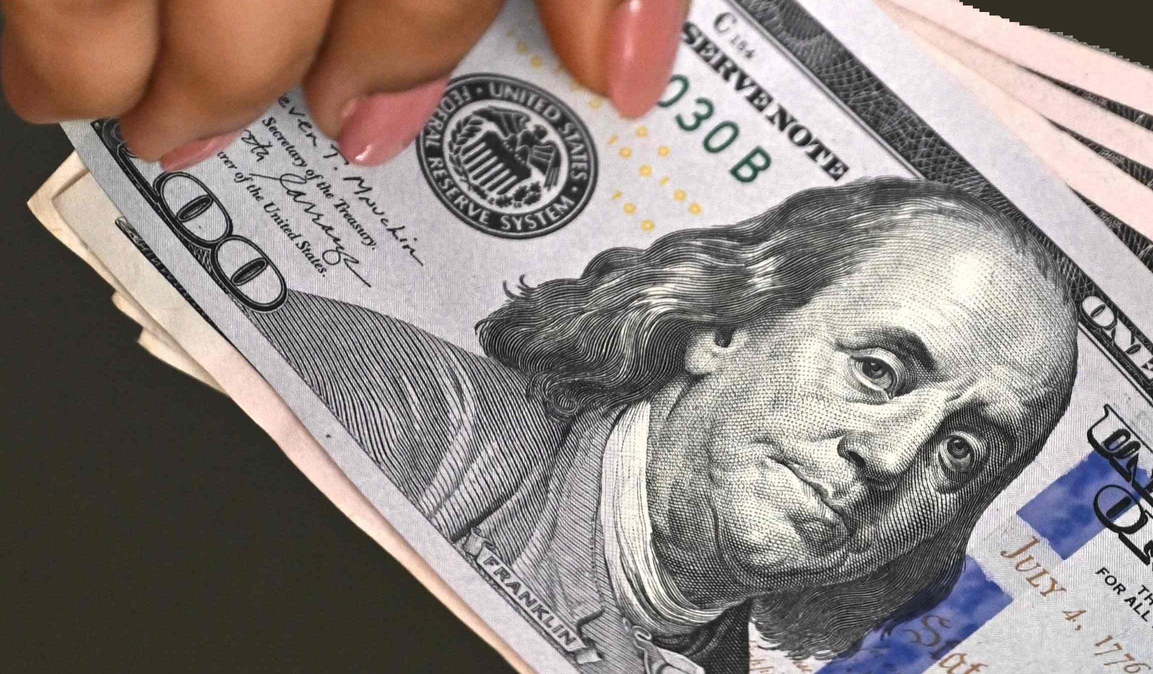 الدولار الأمريكي