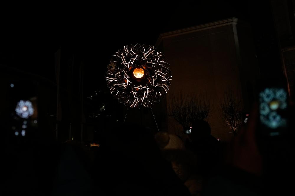 إطفاء المرجلين في كلّ من ميلانو ومنتجع كورتينا دامبيتسو للتزلج