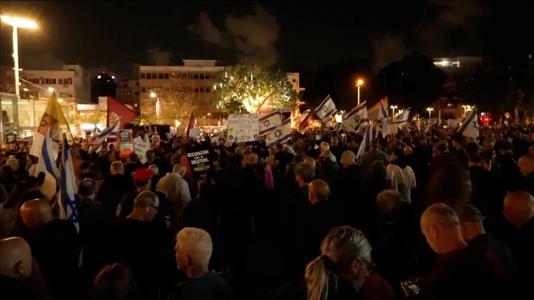 800 متظاهر إسرائيلي في تل أبيب السبت احتجاجا على الحرب في إيران ولبنان