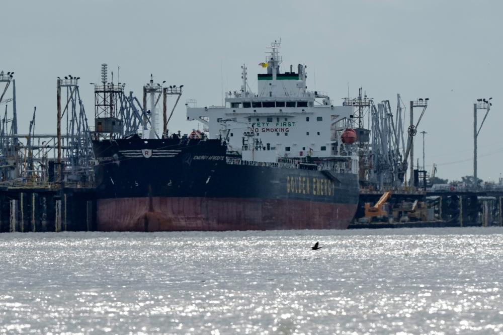 ناقلة نفط ترسو في نوركو، بولاية لويزيانا الأمريكية (أ.ب)