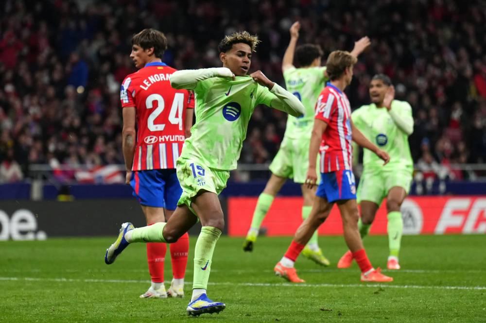 لامين يامال يحتفل بهدف سابق له في شباك أتلتيكو