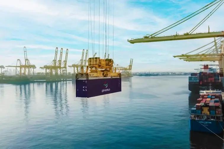 الموانئ والمحطات تستحوذ على النصيب الأكبر