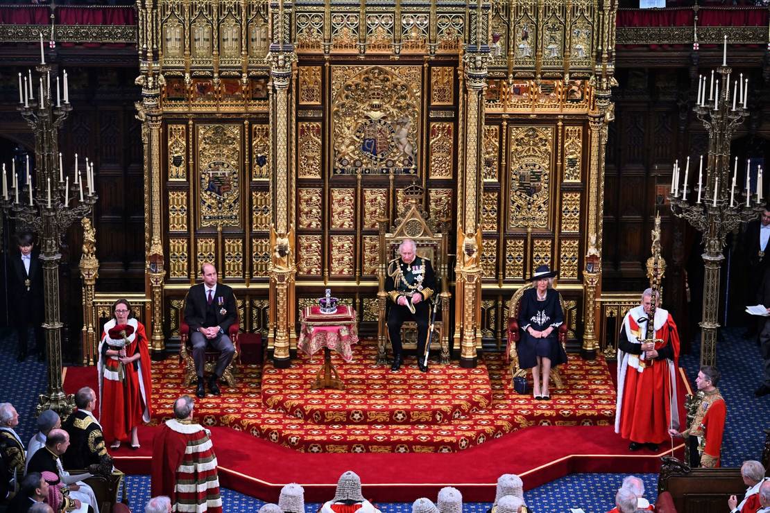 الملكة إليزابيث