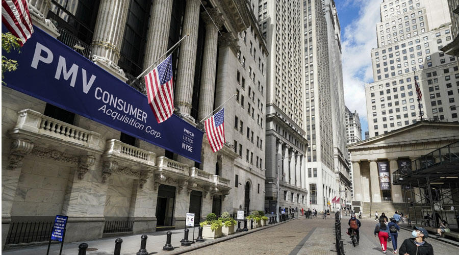 يؤدي استبعاد المكاسب الحاسمة إلى الضغط على الأسواق العالمية
