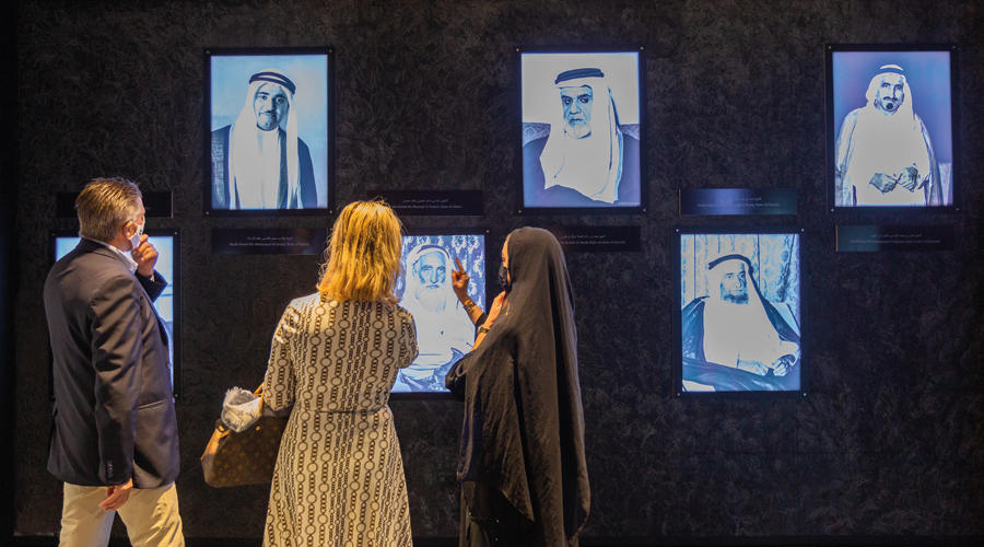 الماضي والحاضر والمستقبل في Country Memorial Pavilion