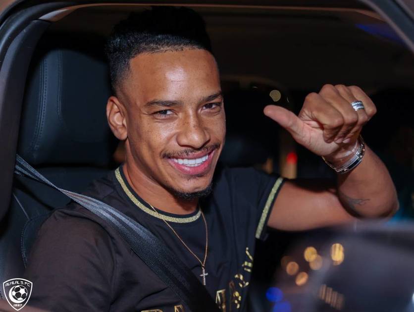 جماهير الهلال تستقبل بيريرا.. وأبها يكشف الأهلي | صحيفة الخليج