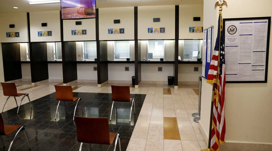 السفارة الأمريكية في كابول تباشر إتلاف وثائق حساسة | صحيفة الخليج السفارة الأمريكية في كابول تباشر إتلاف وثائق حساسة | صحيفة الخليج