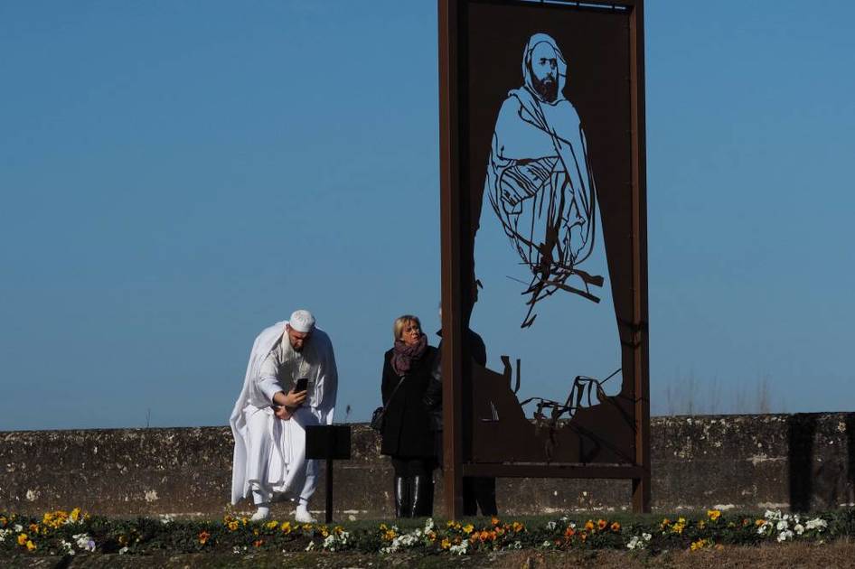 Saboter la statue de l’émir Abdelkader Al-Jazaery avant son inauguration en France