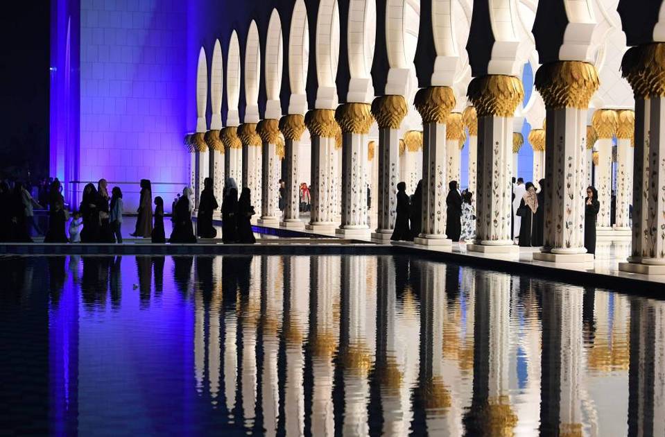 « Abu Dhabi Experts » .. un programme de promotion touristique