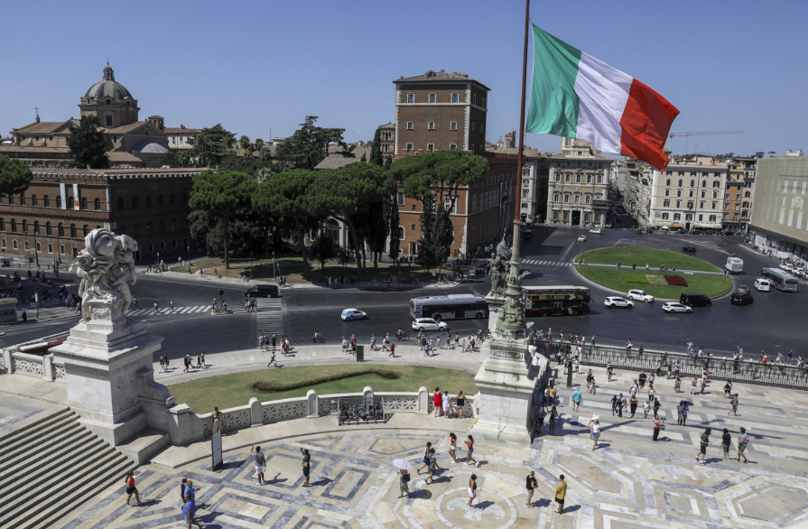 L’Italie réitère son engagement en faveur d’une solution diplomatique au Niger et au Gabon