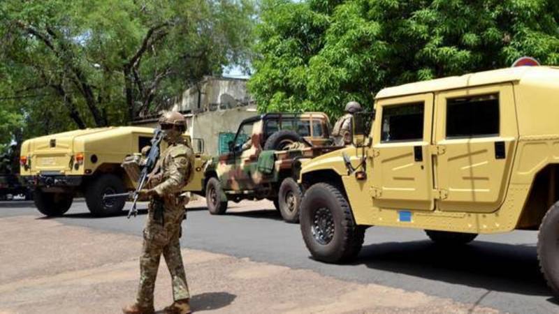 Burkina Faso.  La junte militaire suspend un magazine français pour « faux » articles