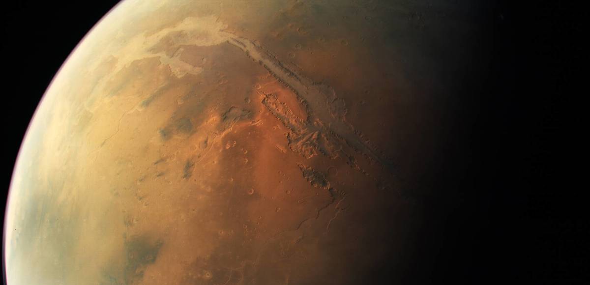 An international research team has discovered the source of the largest earthquake on Mars
