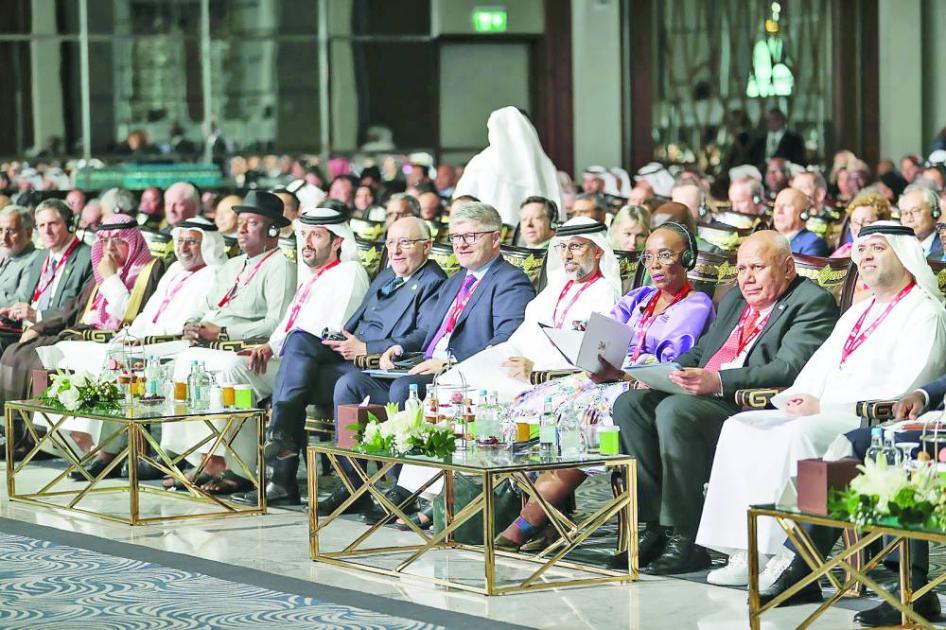 90 دولة تبحث في دبي مستجدات إنتاج الوقود البديل لقطاع الطيران