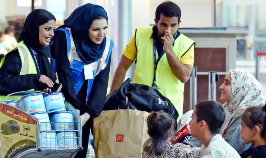 Dubai Airports: We distributed 73,000 snacks to affected passengers