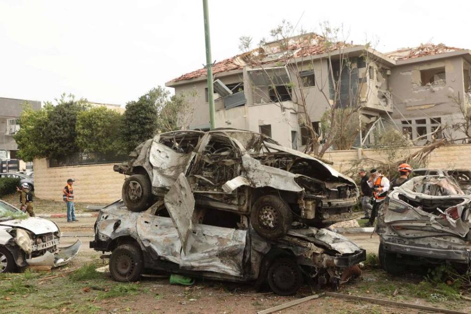 إيران: الولايات المتحدة لن تتوانى عن «انتهاك القانون أو ارتكاب جريمة» لدعم إسرائيل إيران: الولايات المتحدة لن تتوانى عن «انتهاك القانون أو ارتكاب جريمة» لدعم إسرائيل