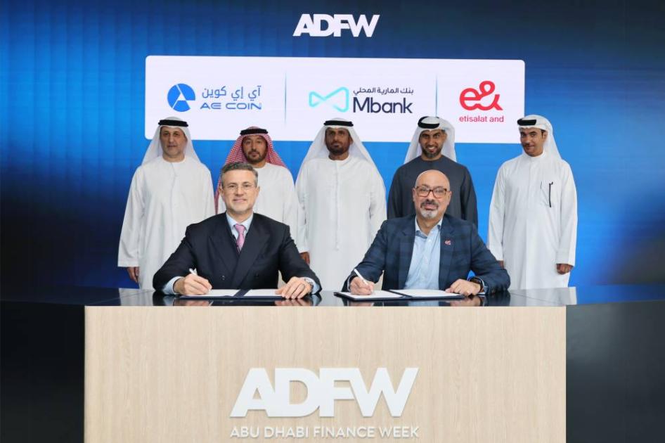 عاجل| «إي آند الإمارات» تعتمد المدفوعات بالعملات الرقمية المستقرة #صحيفة_الخليج 