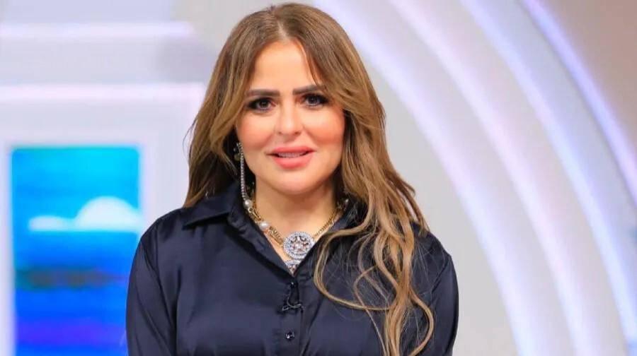 حكم بالحبس والغرامة على مها الصغير في قضية سرقة لوحات فنية عالمية #صحيفة_الخليج 