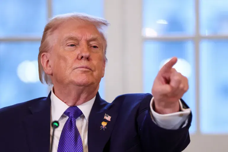 عاجل | ترامب يفرض رسوماً 10% على دول أوروبية بشأن قضية #غرينلاند 