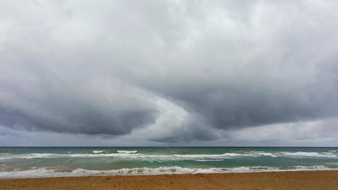 مسار العاصفة «هاري» نحو 4 دول عربية وموعد وصولها #صحيفة_الخليج 