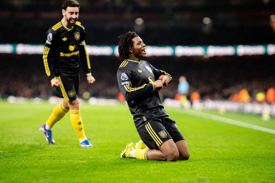 عاجل|وضعه في ورطة.. مانشستر يونايتد يهزم أرسنال 