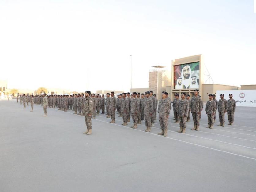 شرطة أبوظبي تستقبل دفعة من مجندي الخدمة الوطنية
