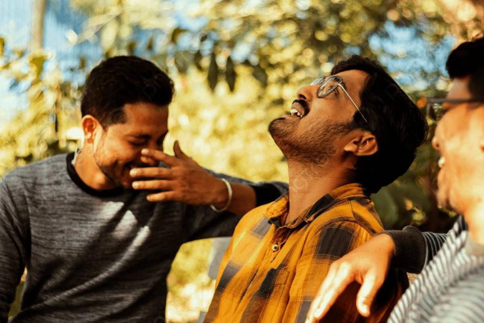 أخبار منوعة – الأصدقاء يقللون الخوف والتوتر بنسبة 90% جريدة الخليج