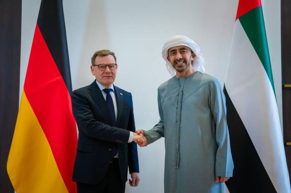 عبدالله بن زايد ووزير خارجية ألمانيا يبحثان الاعتداءات الصاروخية الإيرانية الغاشمة