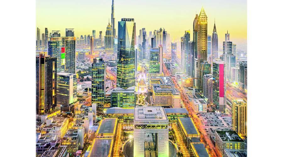 عاجل| مصرفي بريطاني: متمسك بدبي ولن أترك رغد العيش فيها 