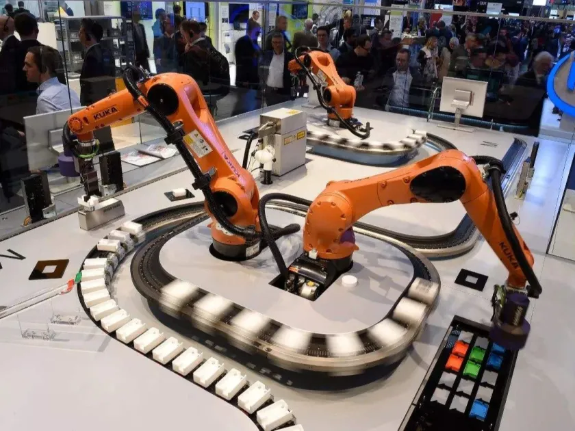 «هانوفر الصناعي» ينطلق اليوم