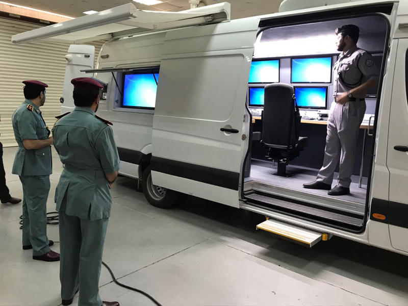 شرطة الشارقة تدشن غرفة عمليات متحركة جديدة صحيفة الخليج شرطة الشارقة تدشن غرفة عمليات متحركة جديدة صحيفة الخليج