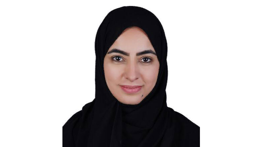 خولة الحمادي: أعتز بنيلي الماجستير في القانون الرياضي