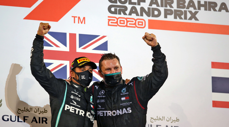 هاميلتون يفوز بجائزة البحرين للفورمولا 1 ويحقق الفوز 95